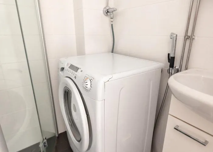 Cozy Courtyard With Location In Kamppi Ελσίνκι