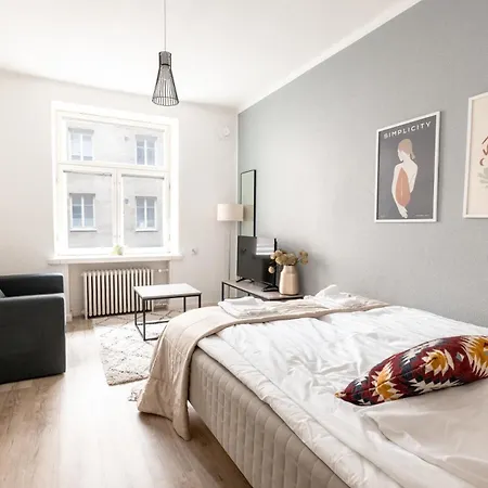 Cozy Courtyard With Location In Kamppi 赫尔辛基