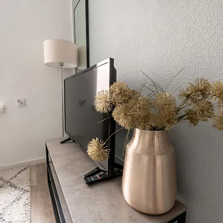 Apartment 2ndhomes Cozy Courtyard With Location In Kamppi