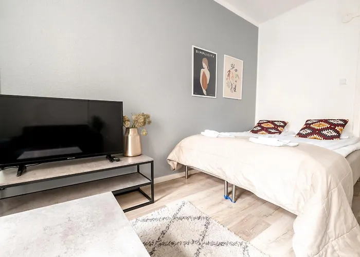 Apartment Cozy Courtyard With Location In Kamppi Helsinki