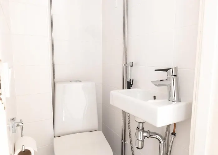 Cozy Courtyard With Location In Kamppi Apartamento